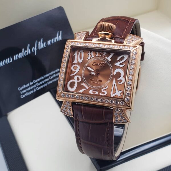 Gaga Milano Unisex Leather Watch