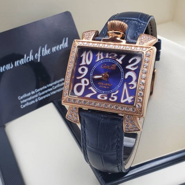 Gaga Milano Unisex Leather Watch